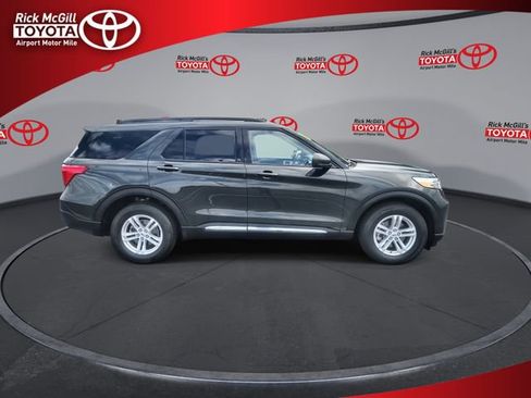 Used 2023 Ford Explorer XLT w/ Equipment Group 202A AWD/4WD image 9