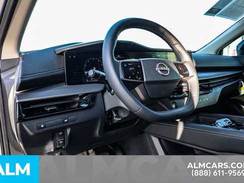 Certified 2025 Nissan Murano SV image 23