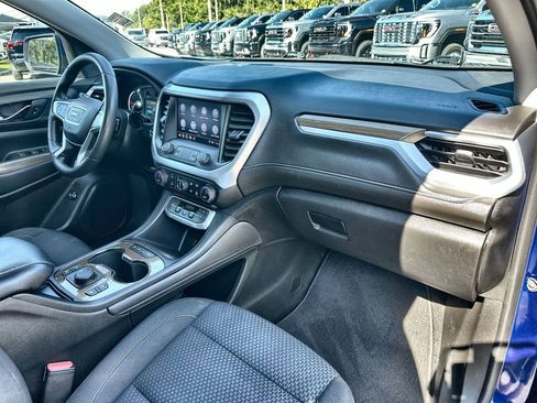 Certified 2023 GMC Acadia SLE w/ Driver Convenience Package image 28