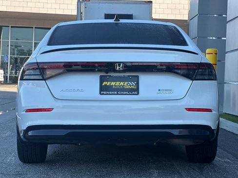 Used 2024 Honda Accord Sport image 5