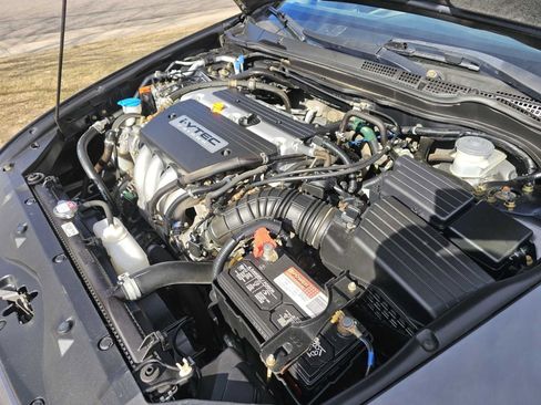 Used 2004 Honda Accord LX image 32