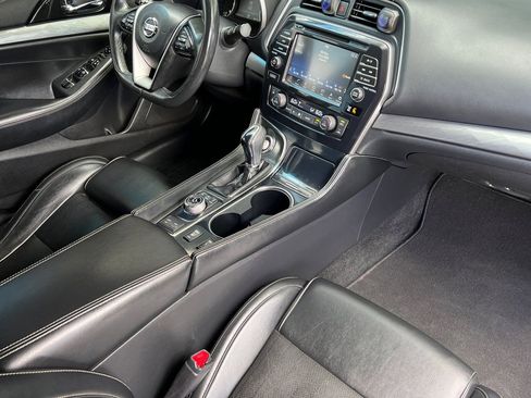 Used 2018 Nissan Maxima 3.5 SV FWD image 17