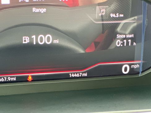 Used 2024 Volkswagen Tiguan SEL R-Line image 11