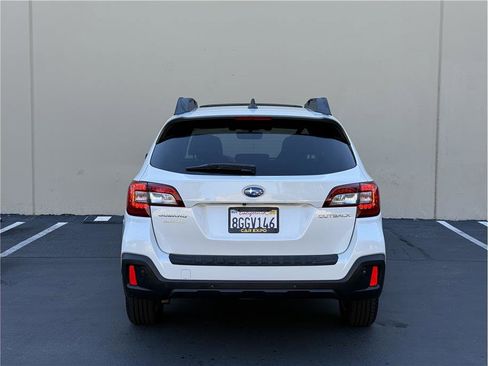 Used 2019 Subaru Outback 2.5i Limited w/ Popular Package #2 AWD/4WD image 6