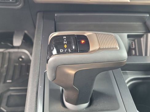Certified 2025 GMC Hummer EV 2X AWD/4WD image 22