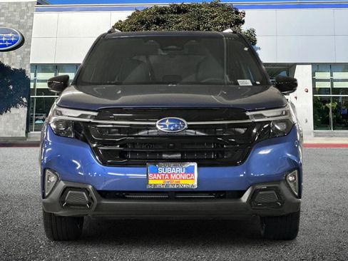 New 2025 Subaru Forester Touring AWD/4WD image 8