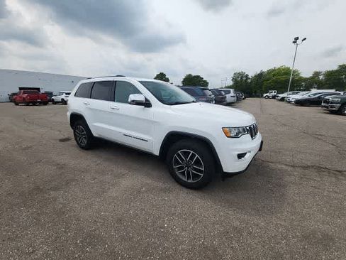 Certified 2020 Jeep Grand Cherokee Limited AWD/4WD image 8