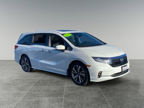 Used 2023 Honda Odyssey Touring image 7