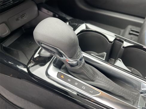 New 2026 Chevrolet Trax LT w/ Sunroof Package image 19