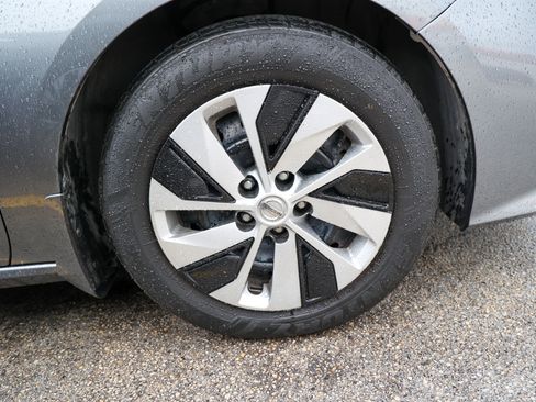 Used 2021 Nissan Altima 2.5 S FWD image 12