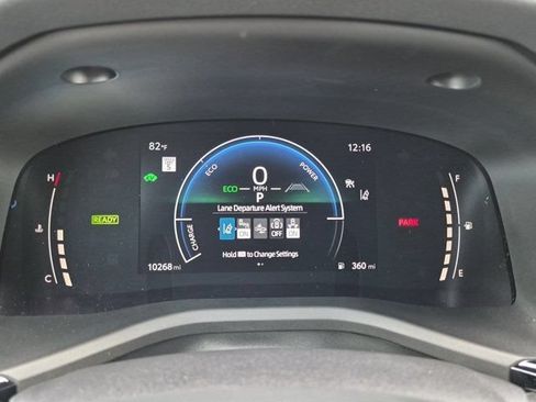 Used 2026 Toyota Camry SE AWD/4WD image 11
