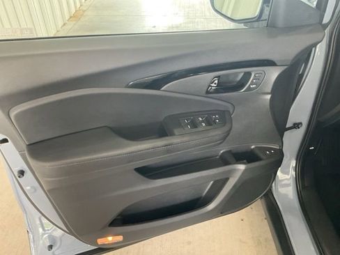 Certified 2023 Honda Passport Elite image 5