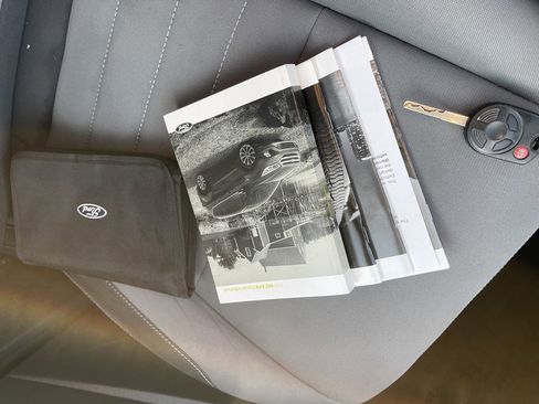 Used 2017 Ford Escape S image 22