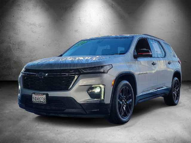 Used 2022 Chevrolet Traverse Premier w/ Redline Edition FWD image 5