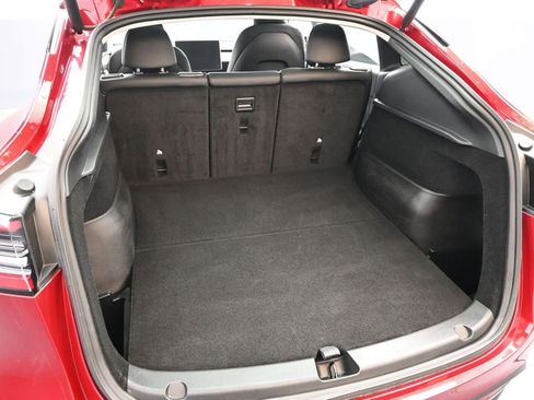 Used 2024 Tesla Model Y Long Range image 30