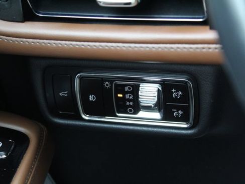 Certified 2023 Lincoln Aviator Reserve w/ Equipment Group 201A AWD/4WD image 21
