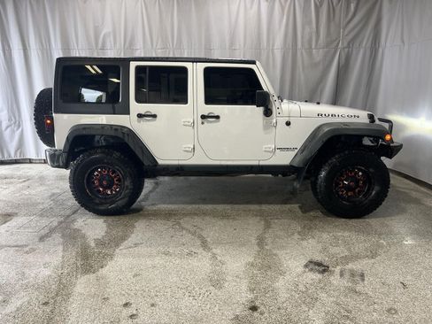 Used 2011 Jeep Wrangler Unlimited Rubicon w/ Trailer Tow Group AWD/4WD image 4