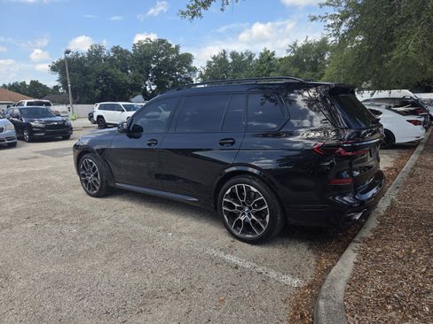 Certified 2025 BMW X7 xDrive40i w/ M Sport Package AWD/4WD image 4