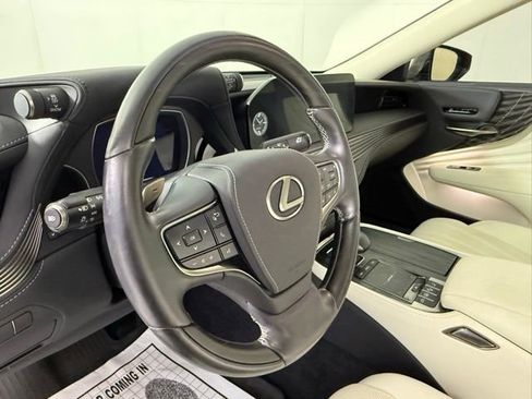 Used 2022 Lexus LS 500 w/ Luxury Package image 13