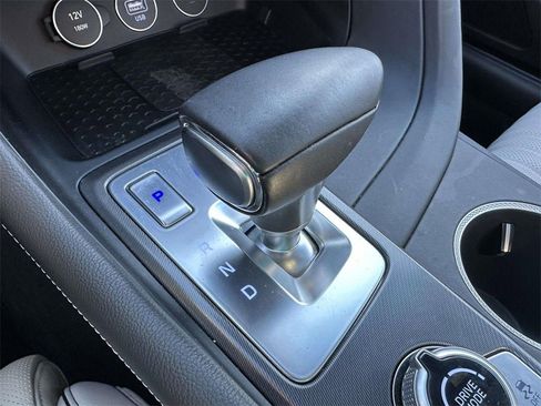 Used 2025 Genesis G70 3.3T Advanced image 29