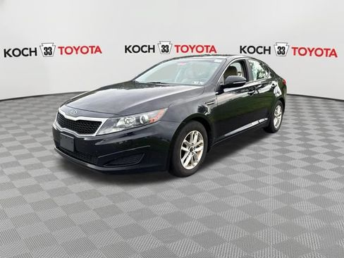 Used 2011 Kia Optima LX FWD image 2