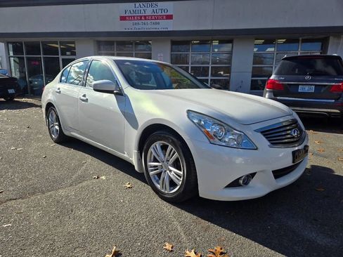 Used 2013 INFINITI G37 x Sedan w/ Premium Pkg image 10