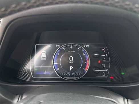 Used 2019 Lexus UX 200 w/ Premium Package FWD image 16