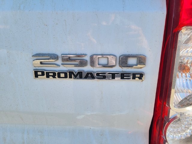 Used 2024 RAM ProMaster 2500 w/ Convenience Group FWD image 7