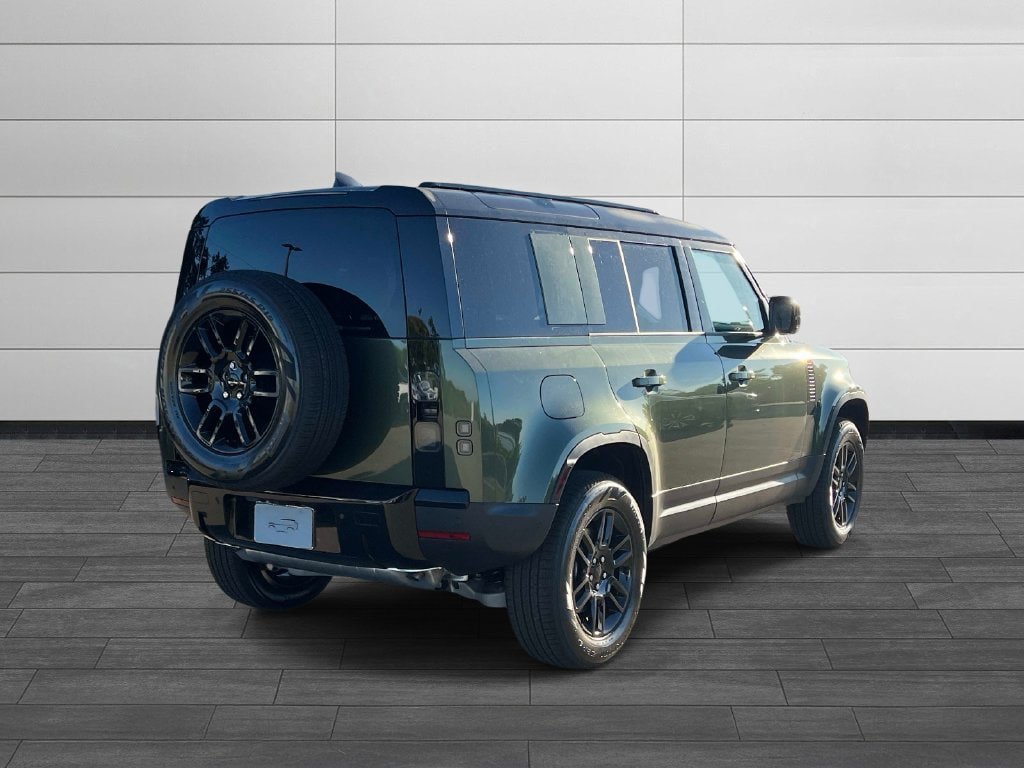 New 2026 Land Rover Defender 110 S AWD/4WD image 5