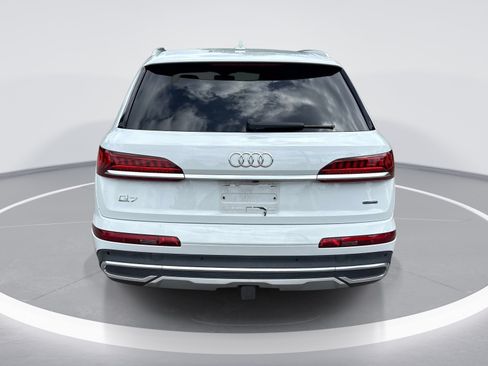 Used 2021 Audi Q7 2.0T Premium w/ Convenience Package AWD/4WD image 7