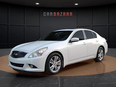 Used 2013 INFINITI G37 Journey w/ Premium Pkg image 1