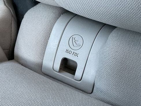 Used 2025 Nissan Rogue SV FWD image 16