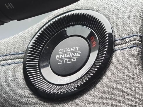 Used 2022 Jeep Compass Latitude w/ Convenience Group image 11