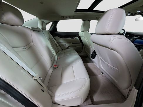 Used 2016 Cadillac XTS Luxury FWD image 30
