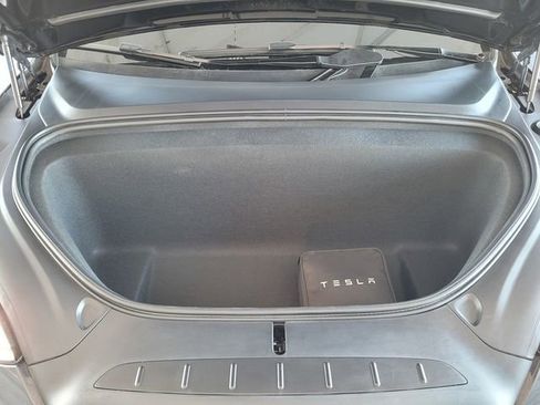 Used 2024 Tesla Model X image 27