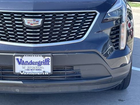 Used 2023 Cadillac XT4 Luxury w/ Cold Weather Package FWD image 8