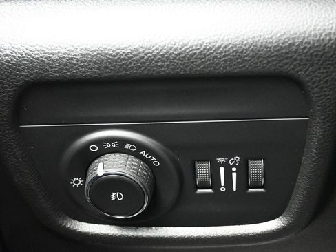 New 2026 Jeep Grand Cherokee L Limited w/ Limited Altitude Package AWD/4WD image 25