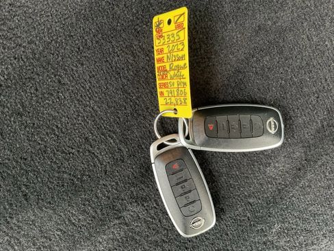 Used 2023 Nissan Rogue SV w/ SV Premium B Package image 22