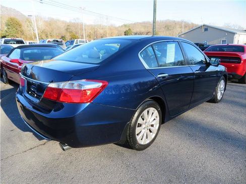 Used 2013 Honda Accord EX image 2