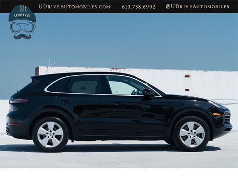 Used 2022 Porsche Cayenne AWD/4WD image 15