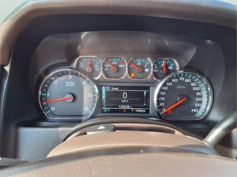 Used 2016 Chevrolet Suburban LTZ AWD/4WD image 28