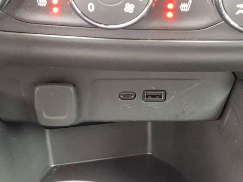 Used 2024 Chevrolet Trax RS w/ Driver Confidence Package image 34