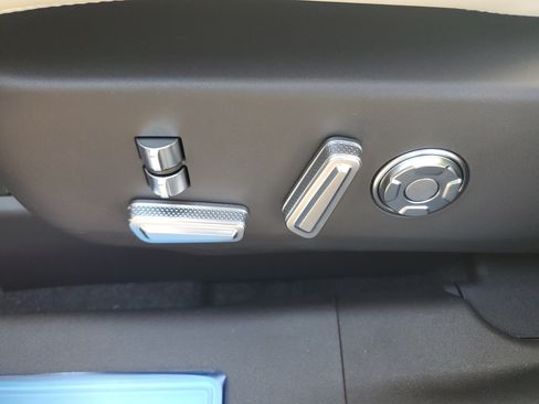 New 2026 Lincoln Nautilus Black Label AWD/4WD image 12