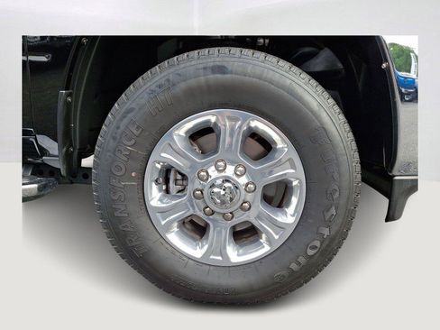 Certified 2024 RAM 3500 Big Horn w/ Towing Technology Group AWD/4WD image 8