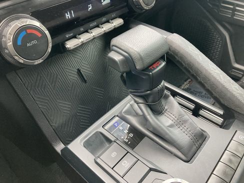 Used 2024 Toyota Tacoma TRD Sport image 23