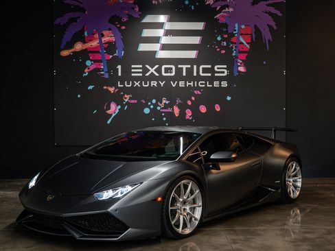 Used 2015 Lamborghini Huracan LP 610-4 AWD/4WD image 1