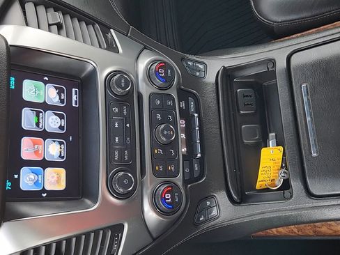 Used 2017 Chevrolet Tahoe Premier AWD/4WD image 15
