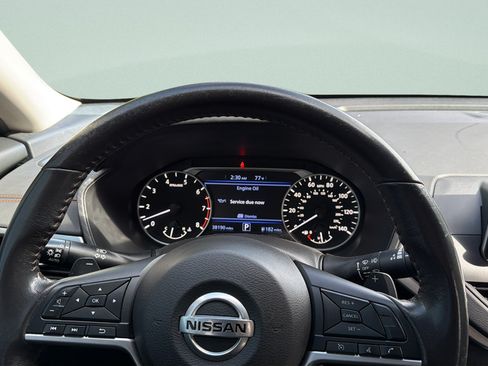 Used 2022 Nissan Altima 2.5 SR FWD image 14