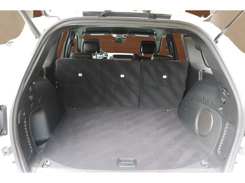 Used 2022 Jeep Grand Cherokee Laredo X RWD image 19