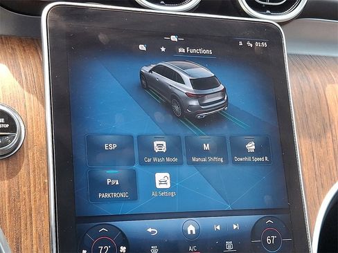 Used 2024 Mercedes-Benz GLC 300 4MATIC image 22